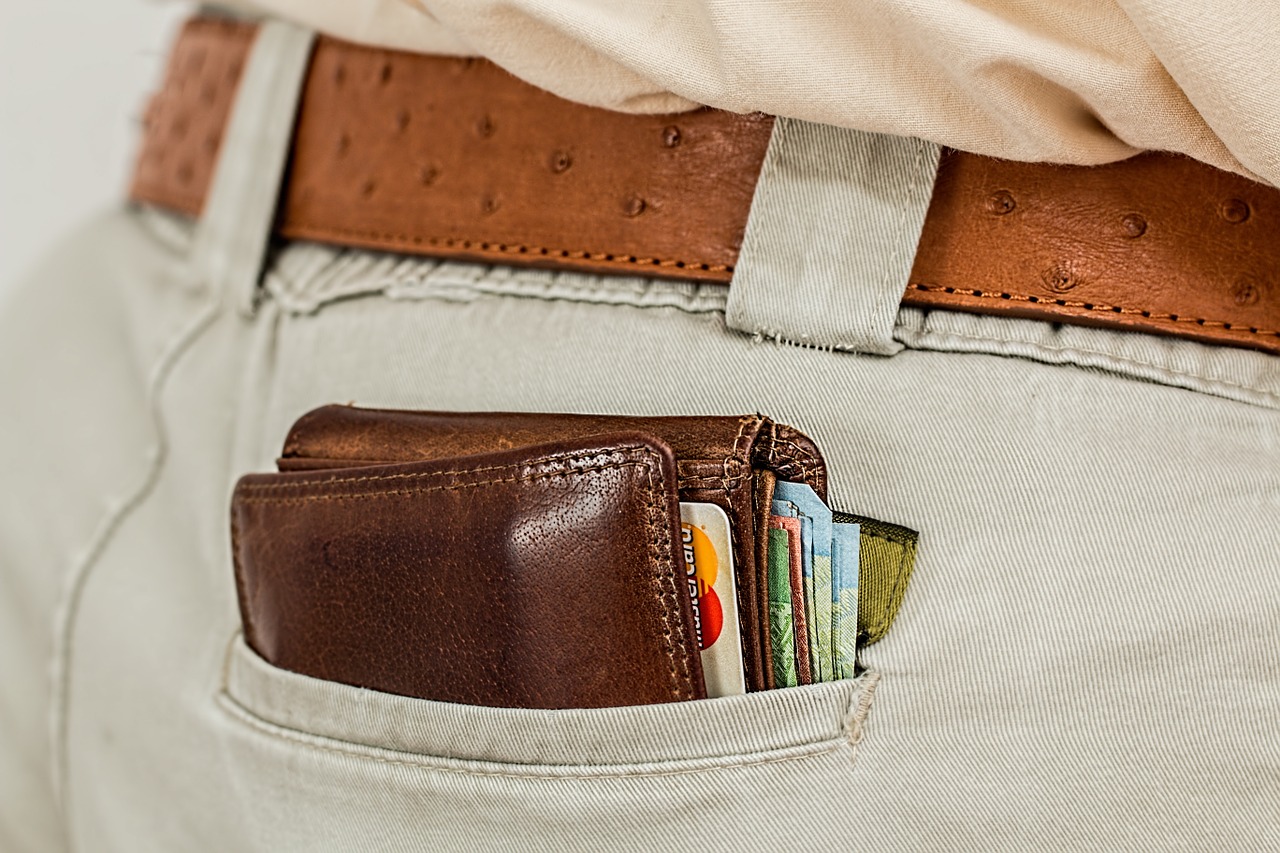 wallet-in-back-pocket